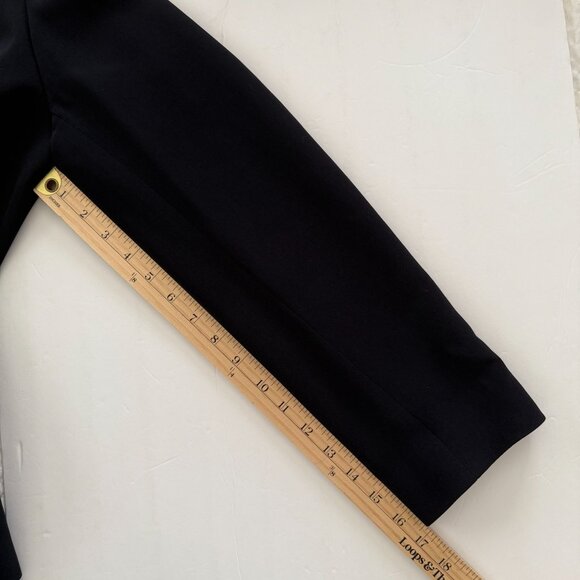 Lafayette 148 Navy Blue Blazer Jacket 3 botton Size 10 Made In NYC USA Pockets - Picture 8 of 11